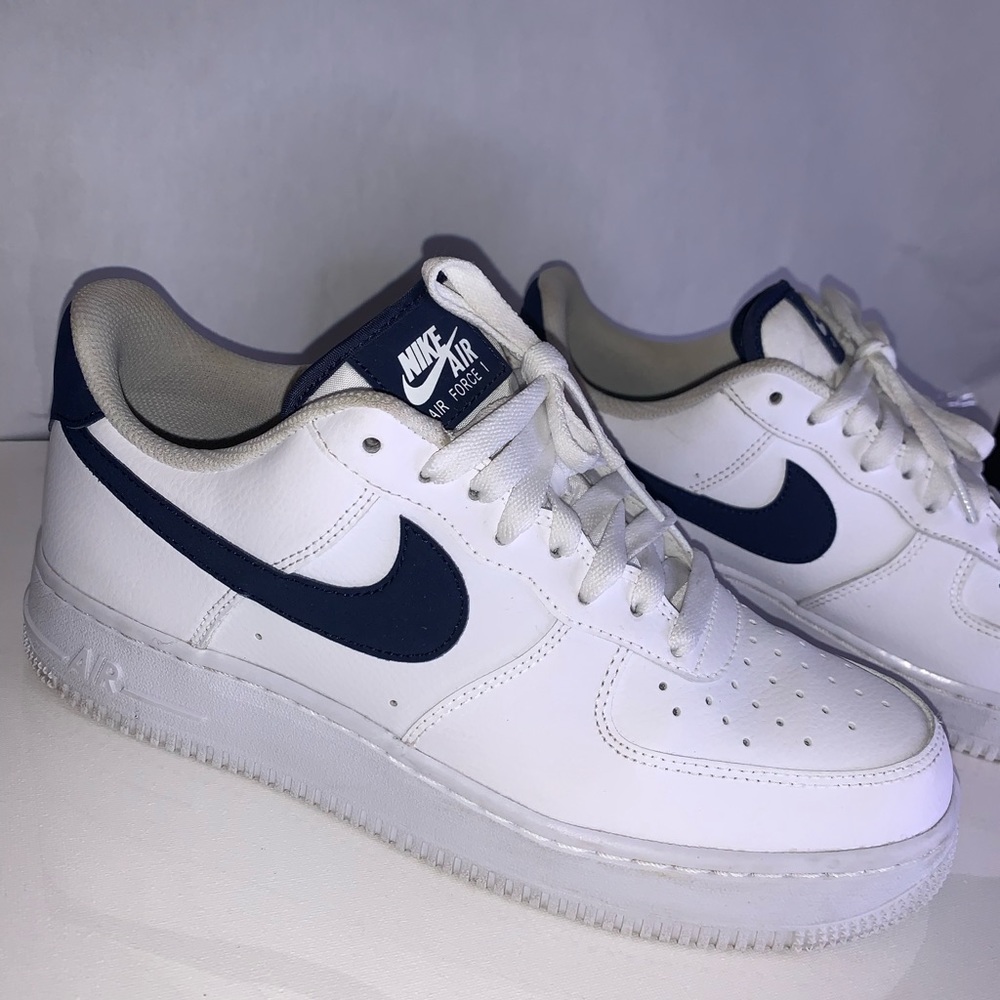 Nike Air Force 1